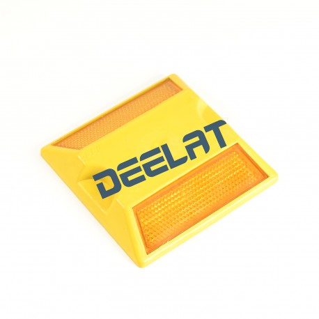 Road Stud - Plastic - 10 x 10 x 2cm - 15 Ton Road Stud_D1160013_main